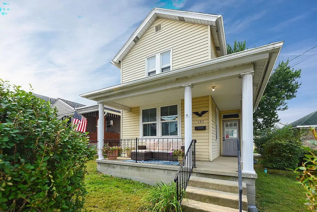 120 E Coffee St, Uniontown, PA 15401 - #1
