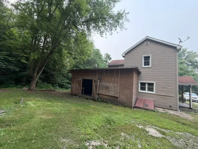 1435 Sharon Rd, Beaver, PA 15009 - #2