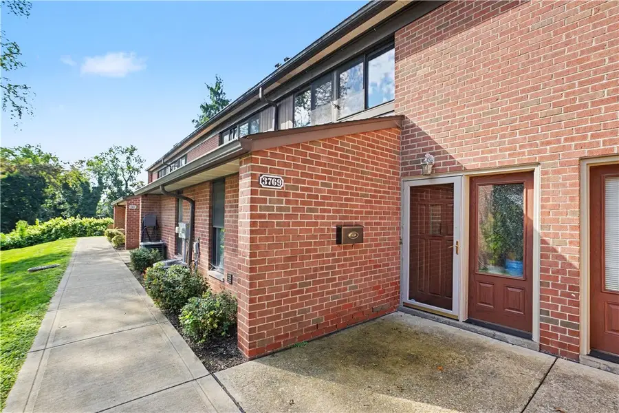 3769 Allendale Circle, Pittsburgh, PA 15204 - #2