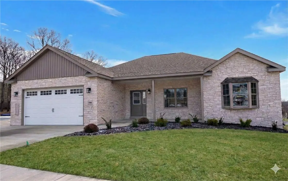 306 Hunters Crossing, Lawrence, PA 15317 - #1