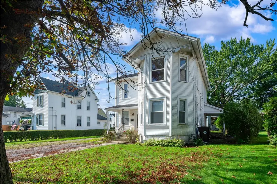 312 College Ave, Grove City, PA 16127 - #3
