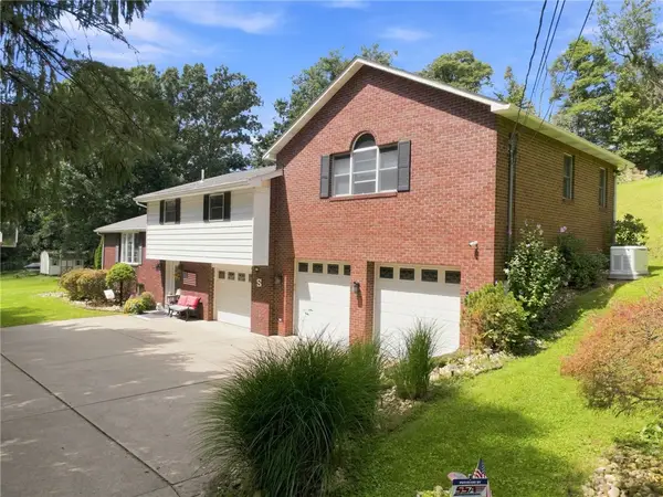859 Meadowbrook Rd, Trafford, PA 15085