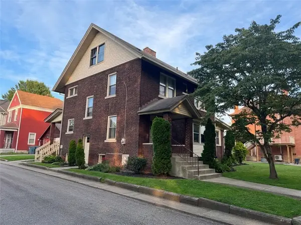 411 10th Ave, New Brighton, PA 15066
