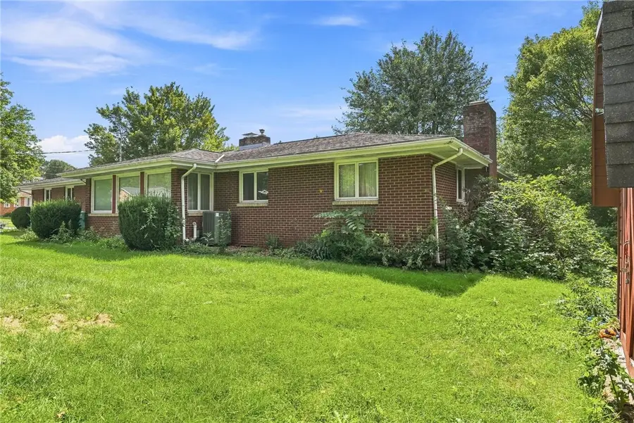 196 Kingston St, Latrobe, PA 15650 - #3