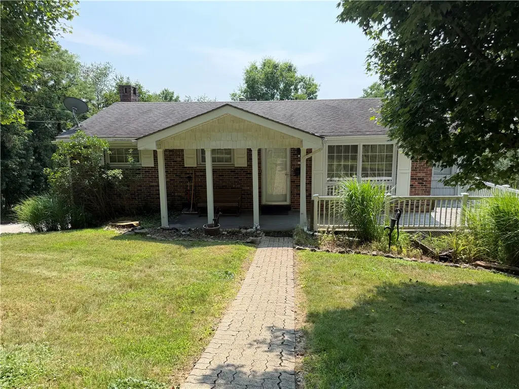 353 Madison Ave, Leechburg, PA 15656 - #1