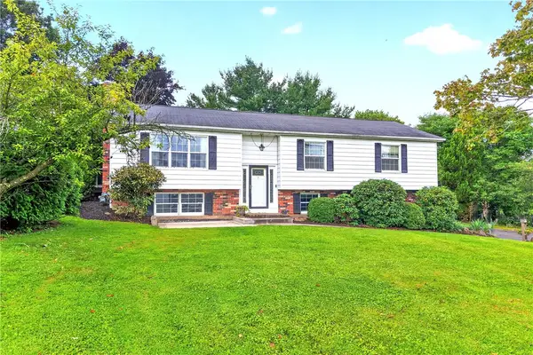 112 Mcdonald Dr, Cranberry Twp, PA 16066