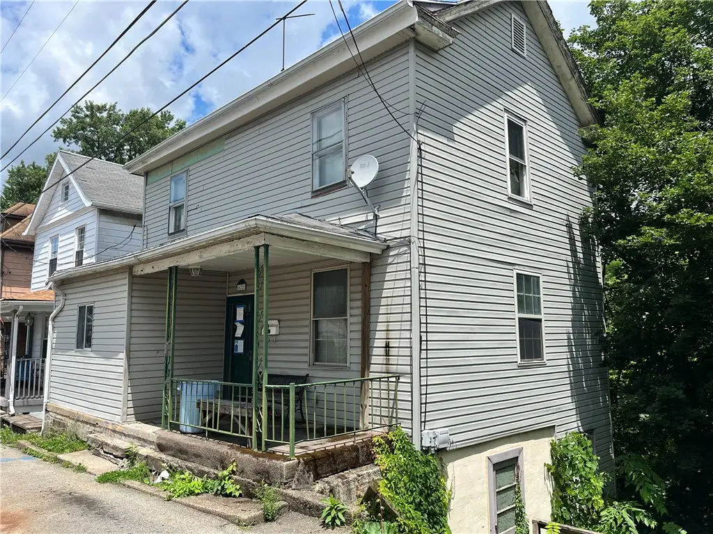 622 Trump Ave, Connellsville, PA 15425 - #1