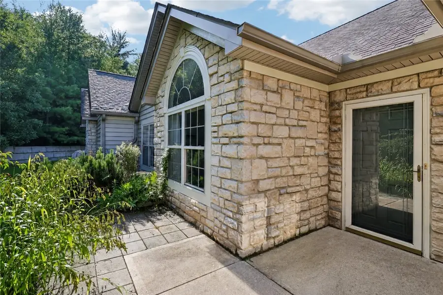 2501 Golf Course Drive #2501, Washington, PA 15301 - #3