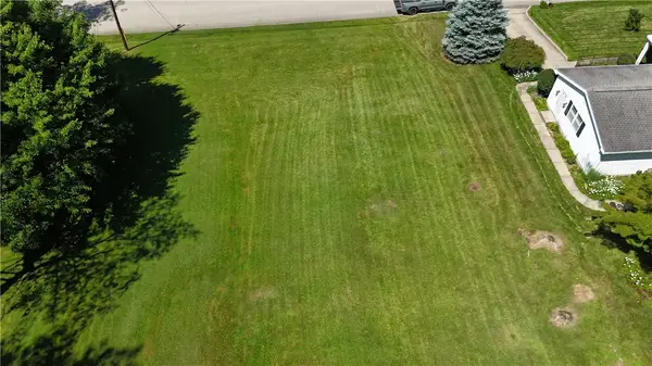 901 White Farm Rd, Indiana, PA 15701