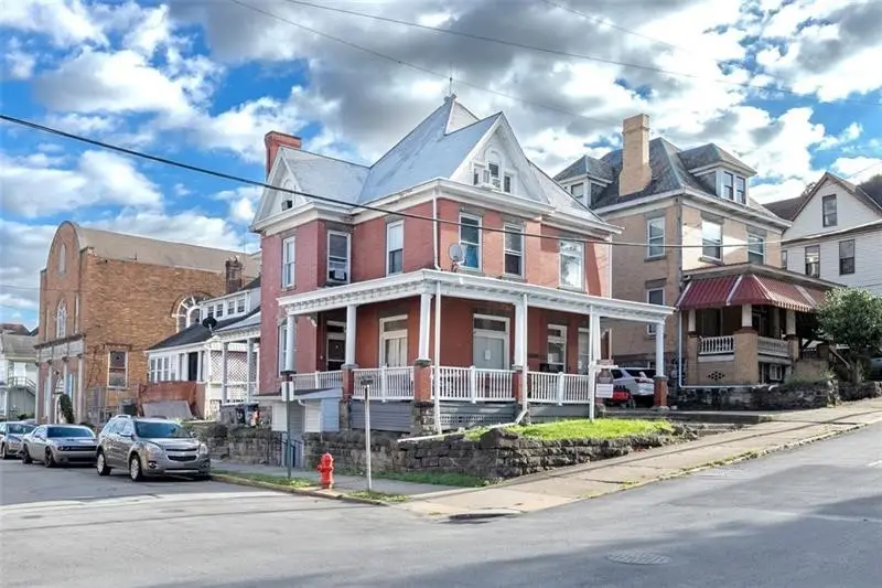 401 5th St, Charleroi, PA 15022 - #1