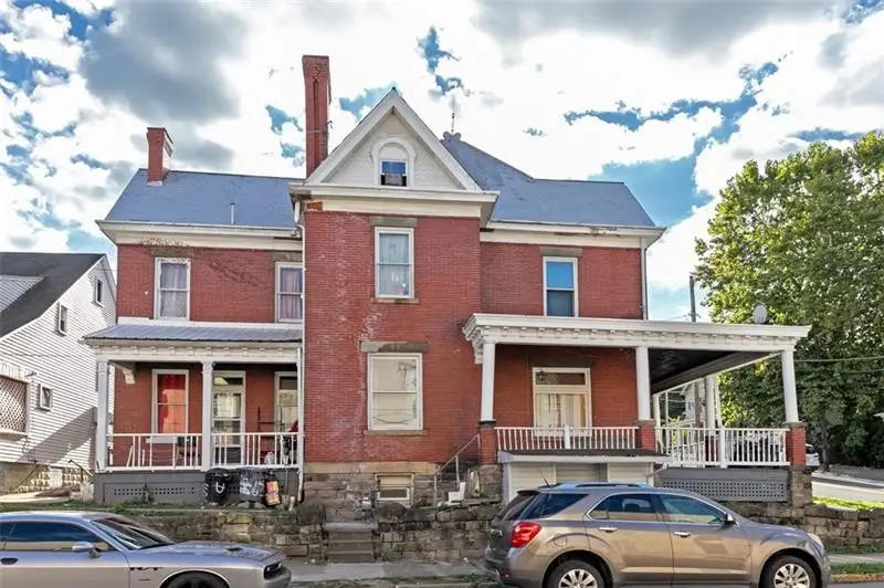 401 5th St, Charleroi, PA 15022 - #2