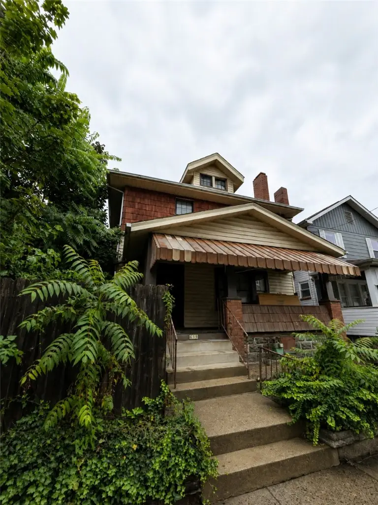 619 E 3rd Ave, Tarentum, PA 15084 - #1