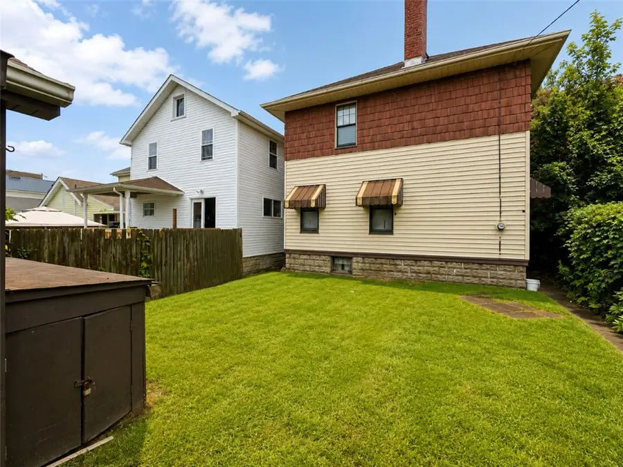 619 E 3rd Ave, Tarentum, PA 15084 - #2