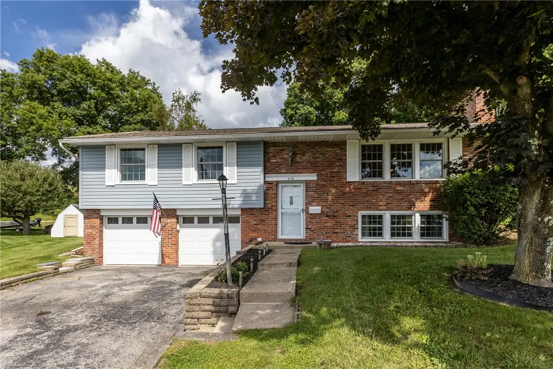 216 Oak Heights Dr, Oakdale, PA 15071 - #1