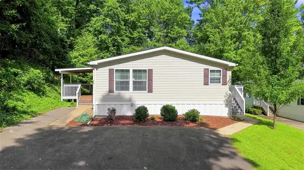 34 Yew Ct, Cranberry Twp, PA 16066