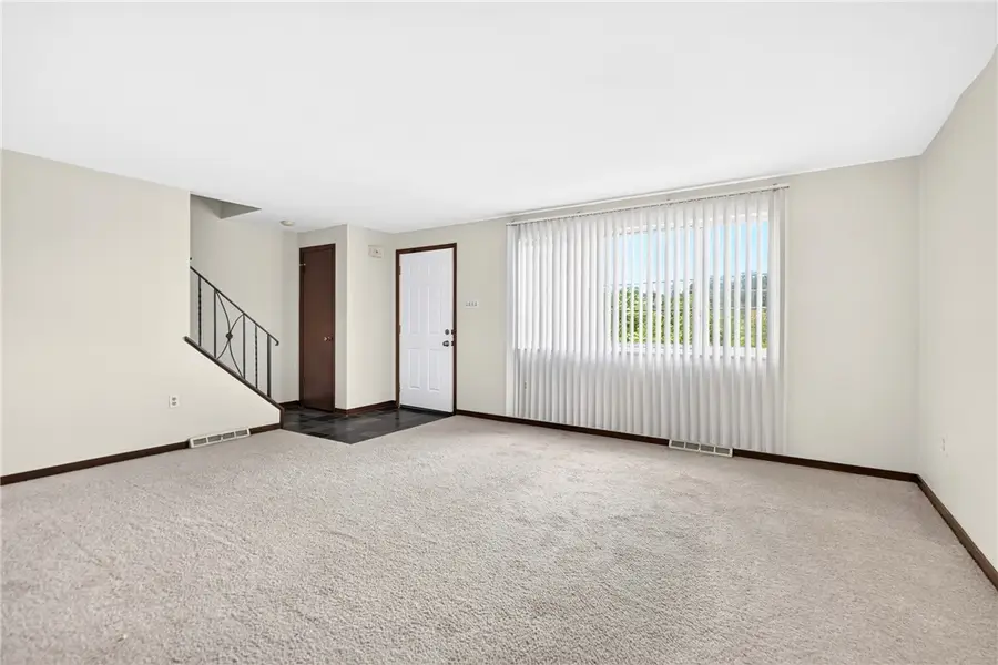224-226 Burkhart Ave, Pittsburgh, PA 15229 - #3