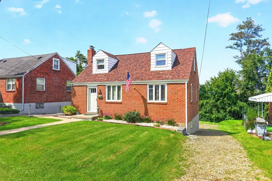 639 Overhill Dr., North Versailles, PA 15137 - #2
