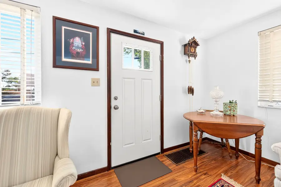639 Overhill Dr., North Versailles, PA 15137 - #3