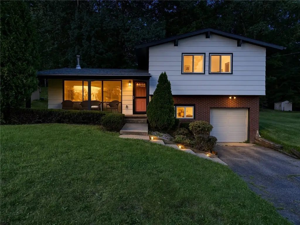 2878 Old Plank Rd, New Castle, PA 16105 - #1