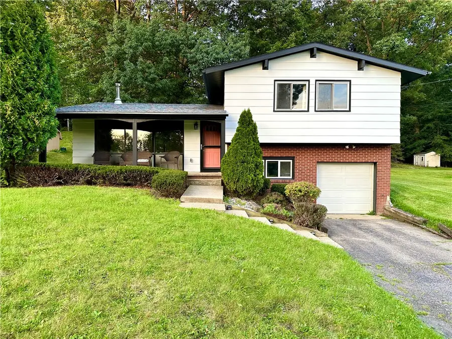2878 Old Plank Rd, New Castle, PA 16105 - #2