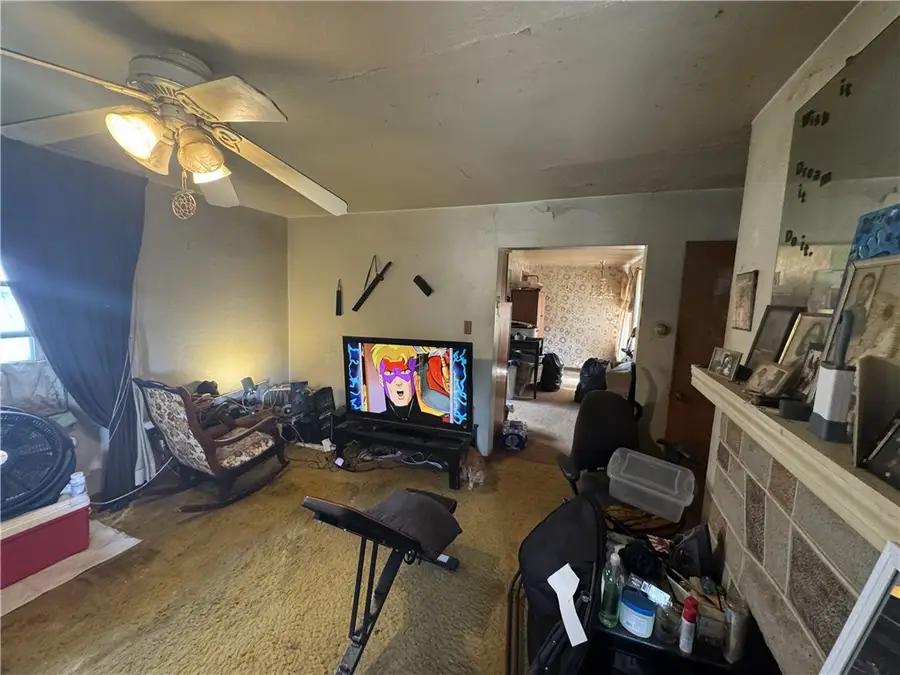 1521 Brinton Ave, Braddock, PA 15104 - #2