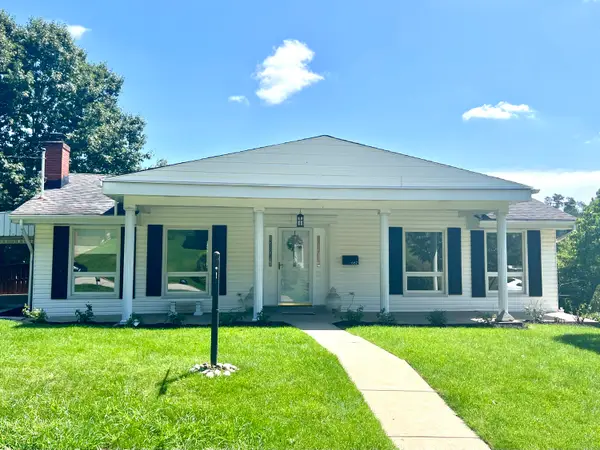 662 Debaldo Drive, West Mifflin, PA 15122