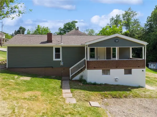 690 Brownstown Rd, Irwin, PA 15647