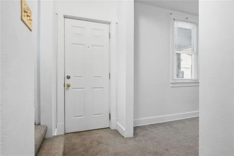 1264 Grove Rd, Pittsburgh, PA 15234 - #2