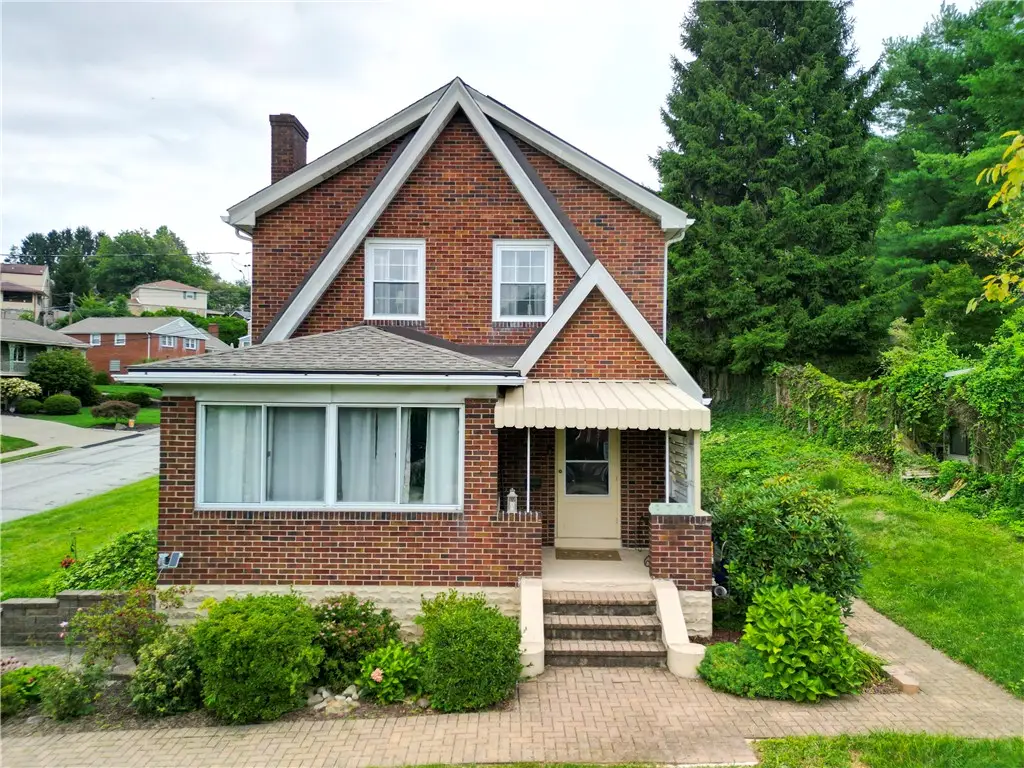 3701 W Run Rd, Homestead, PA 15120 - #1
