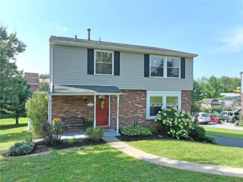 29 Cannongate Dr, South Fayette, PA 15057 - #1