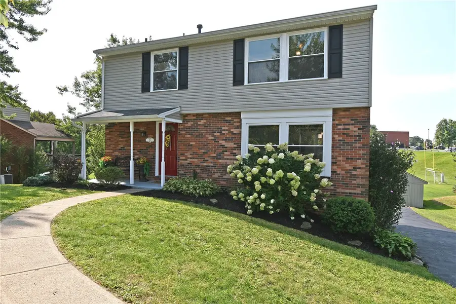 29 Cannongate Dr, South Fayette, PA 15057 - #2