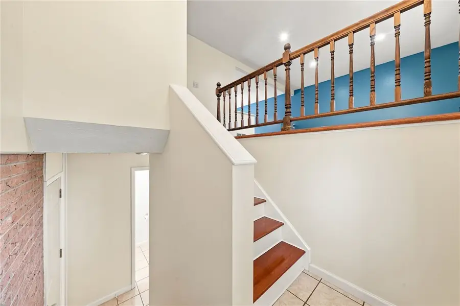 614 Stamford Drive, Greensburg, PA 15601 - #2