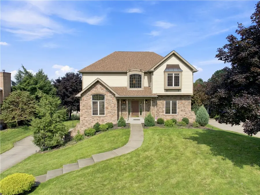 146 Williams Dr, Coraopolis, PA 15108 - #2