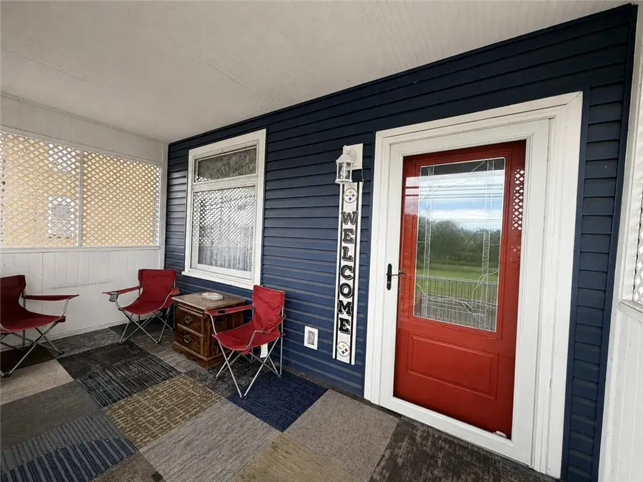 751 Freeport Rd, Creighton, PA 15030 - #2