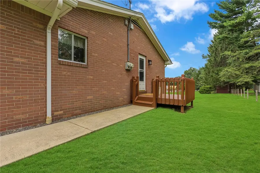 150 Mcmillen Ave, Beaver Falls, PA 15010 - #3