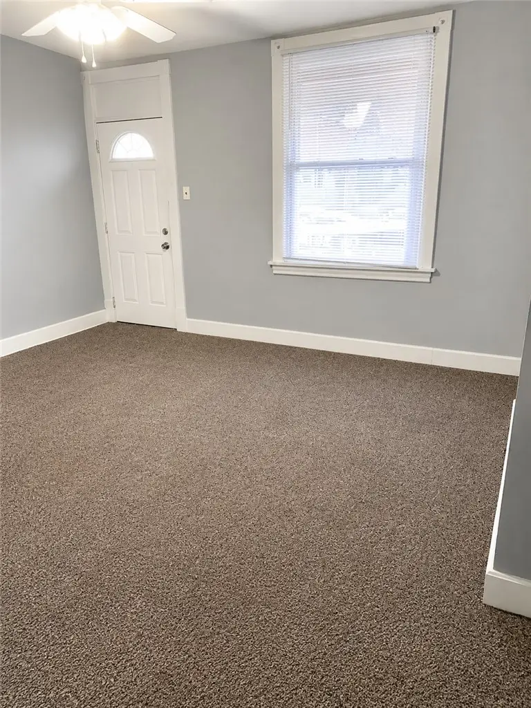 906 Broadway Ave, Stowe, PA 15136 - #3