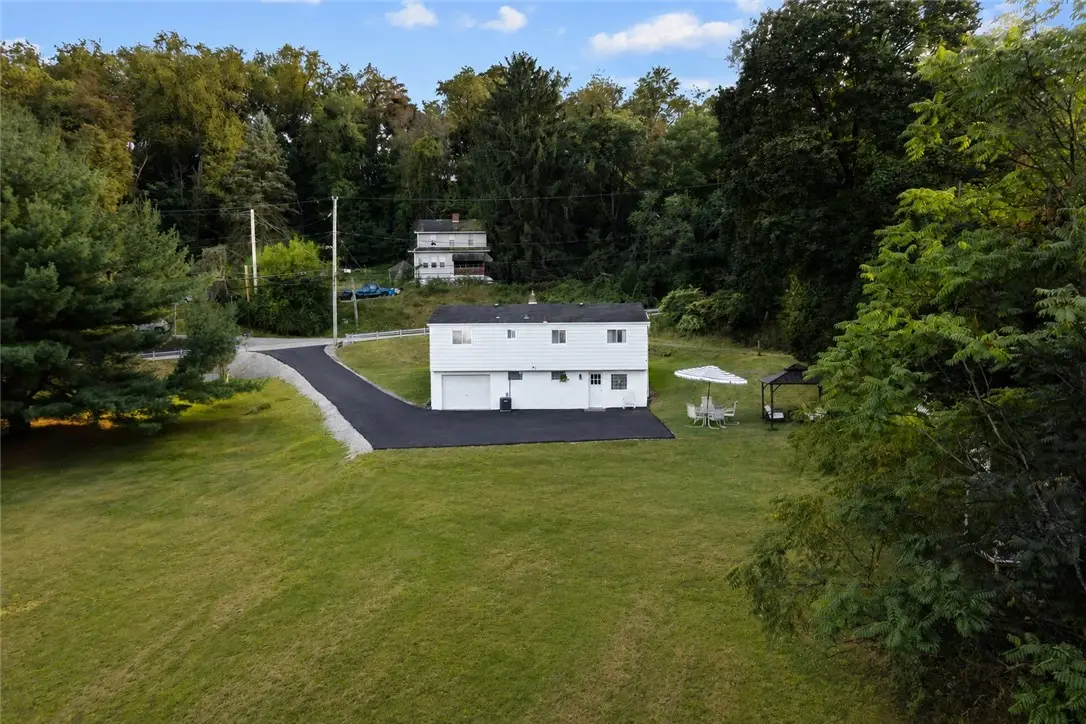 7729 Tyler Rd, Verona, PA 15147 - #1