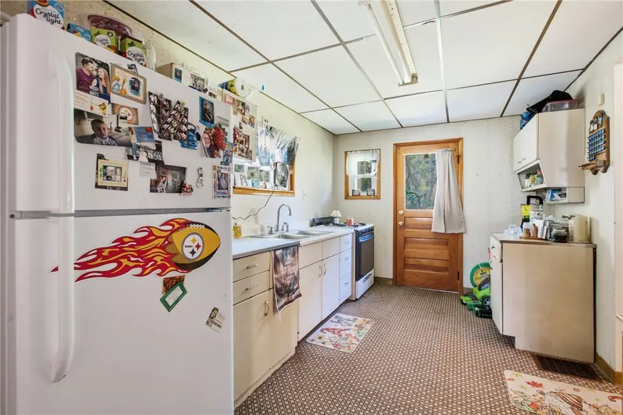 313 Meredith St, Pittsburgh, PA 15210 - #2