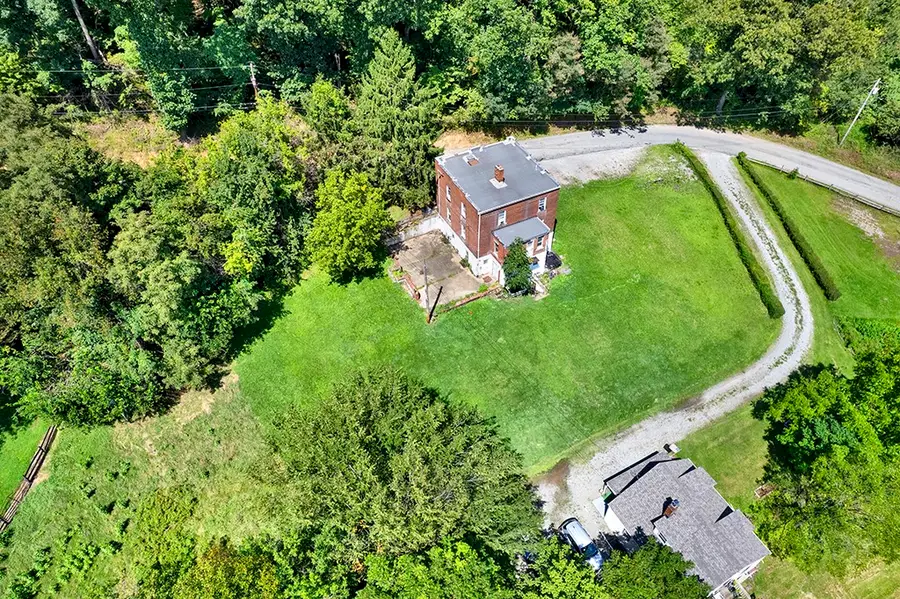 140 Smartnick Rd, Greensburg, PA 15601 - #2