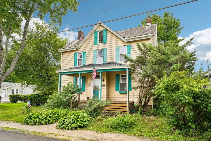 416 E New Castle Street, Zelienople, PA 16063 - #2
