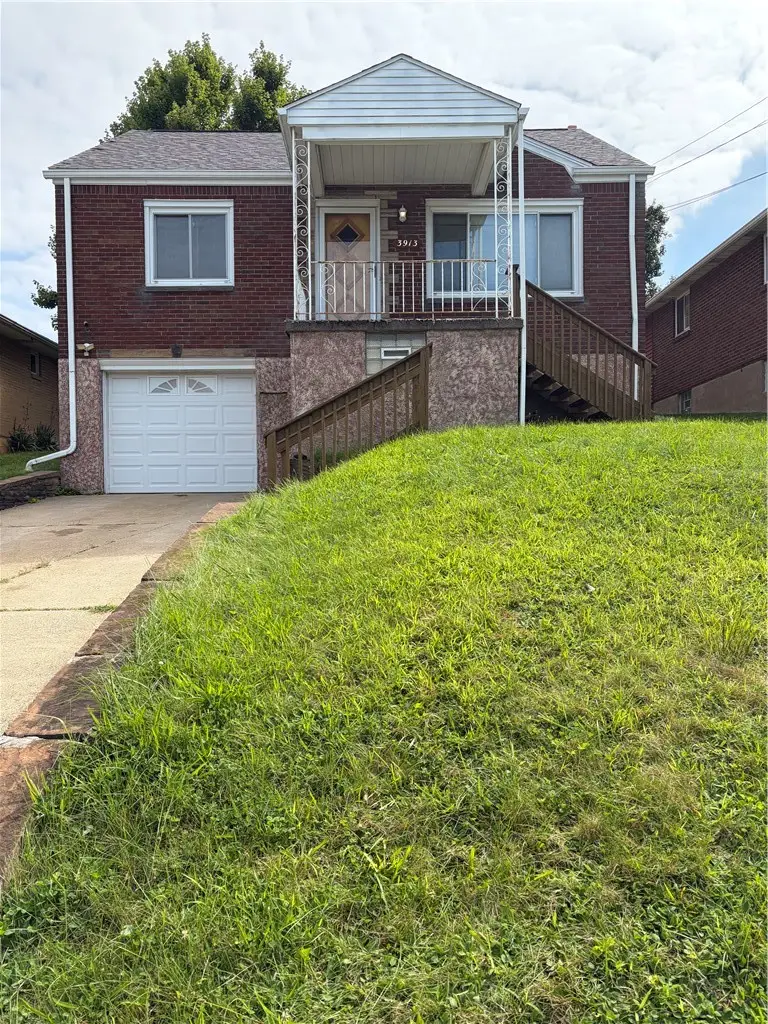3913 Everlawn St, West Mifflin, PA 15122 - #1