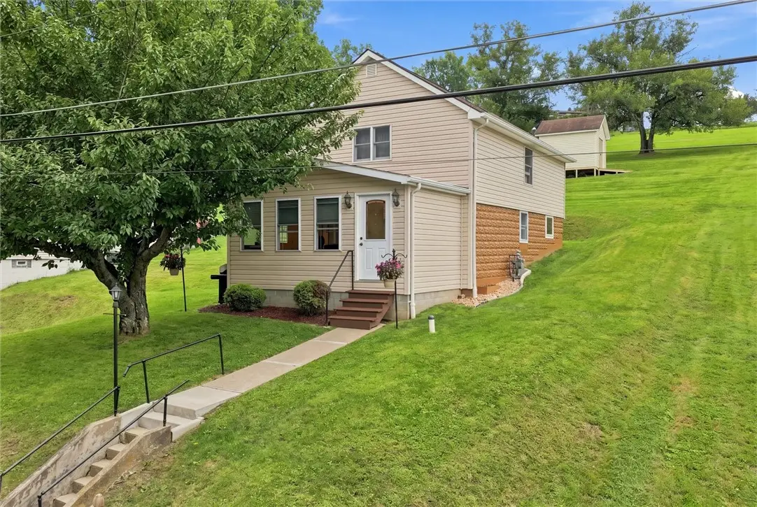 1810 Scenery Dr, Fellsburg, PA 15012 - #1
