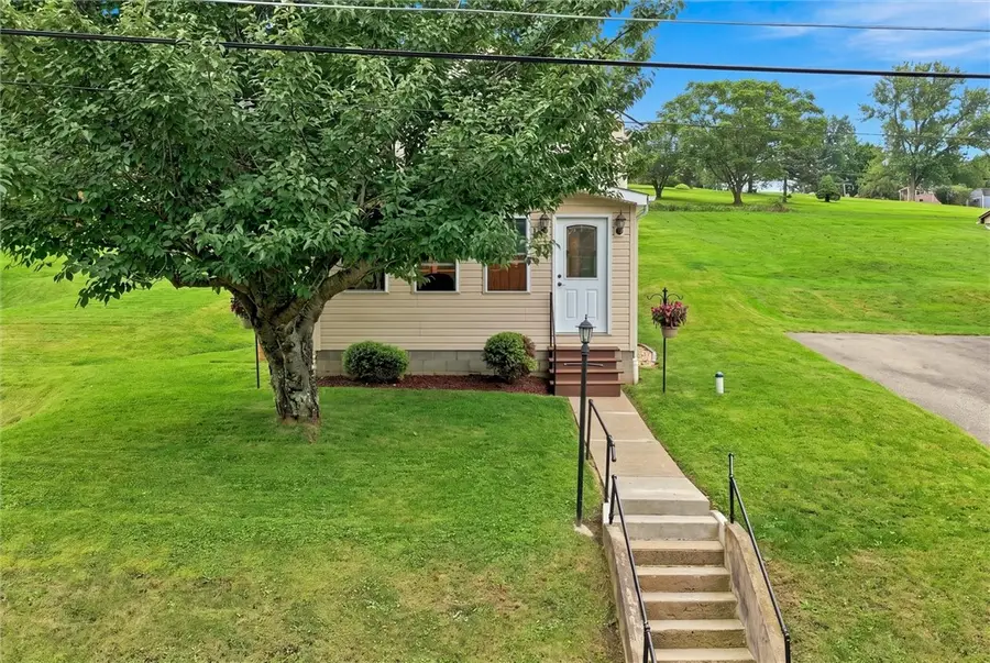 1810 Scenery Dr, Fellsburg, PA 15012 - #3