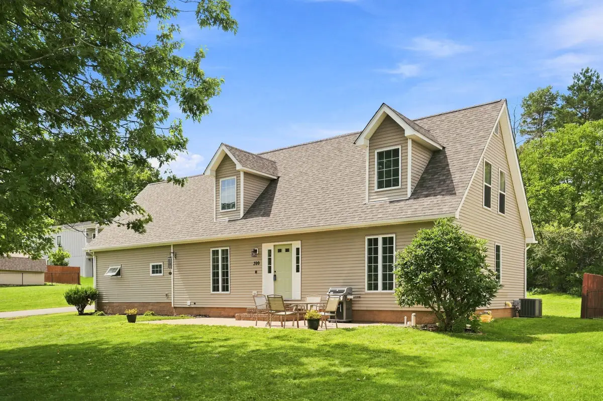 399 Lincoln Ave., Mars, PA 16046 - #1