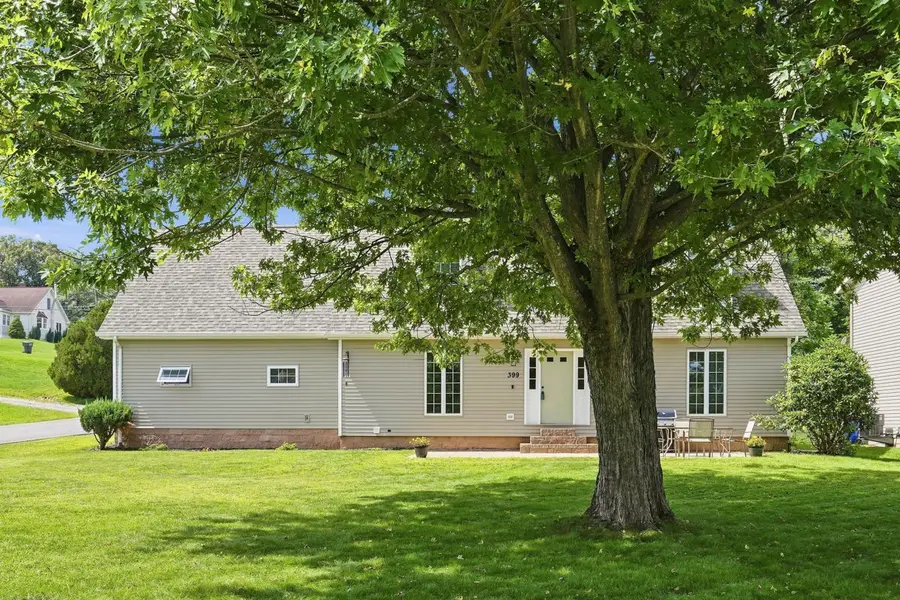 399 Lincoln Ave., Mars, PA 16046 - #2