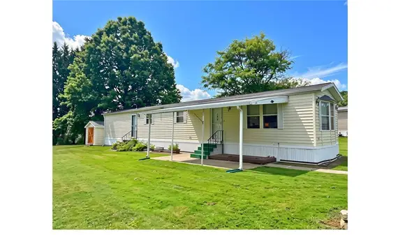 1565 Lee Lane, Grove City, PA 16127