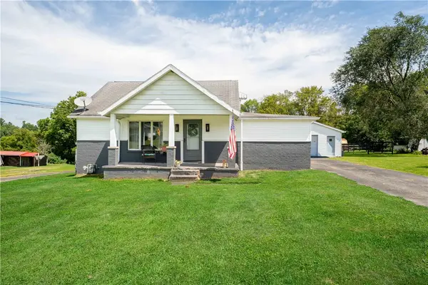 1752 S Eighty Eight Rd, Greensboro, PA 15338