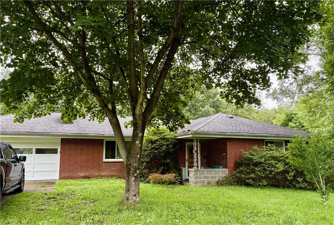 3228 Brodhead Rd, Aliquippa, PA 15001 - #1