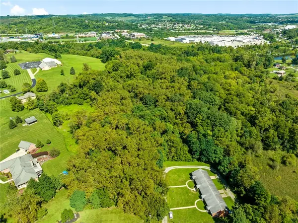 1621 Ridgewood Dr, Washington, PA 15301