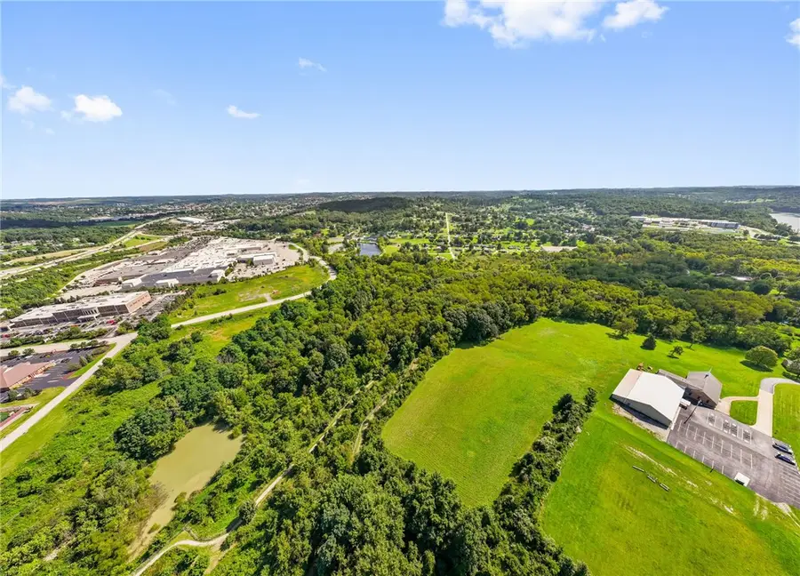 1621 Ridgewood Dr, Washington, PA 15301 - #3